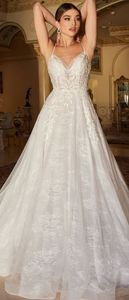 White lace long formal wedding gown bridal dress